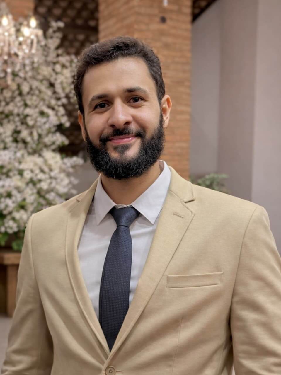 Carlos — Médico · Eixo Humano